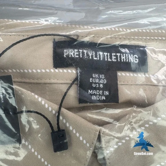 1096 NWT PrettyLittleThing Poplin Pinstripe Cropped LS Shirt - Stone - Size 8 - Picture 3 of 10